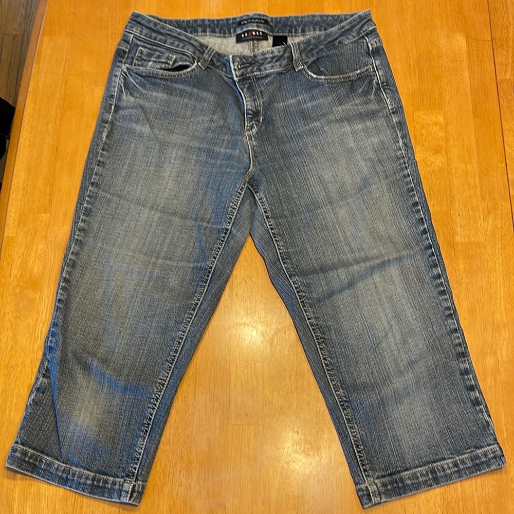 Women’s capris